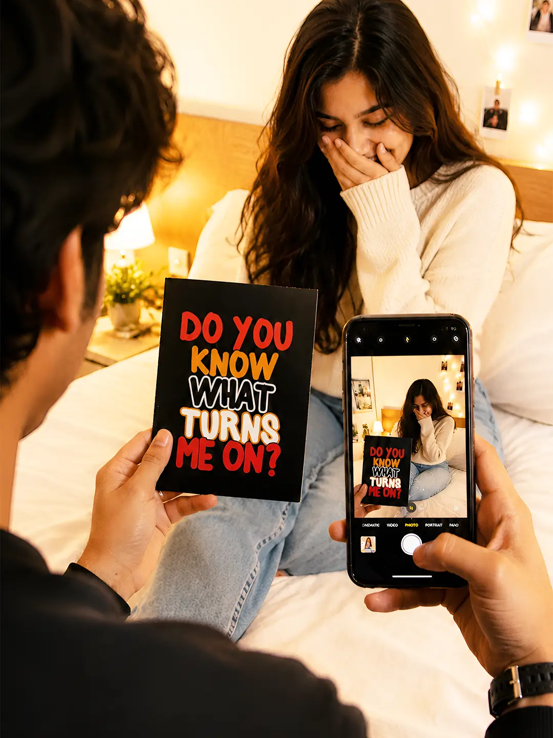 Do You Know What Turns Me On Mirror Card – Flirty Romantic Greeting Card with Surprise Mirror